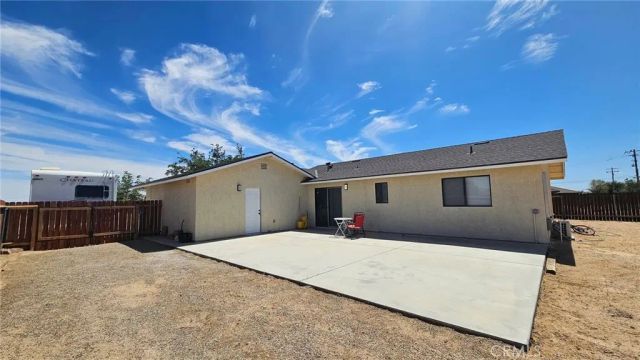 10409 Redwood, California City, CA 93505