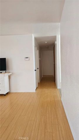 10409 Redwood, California City, CA 93505