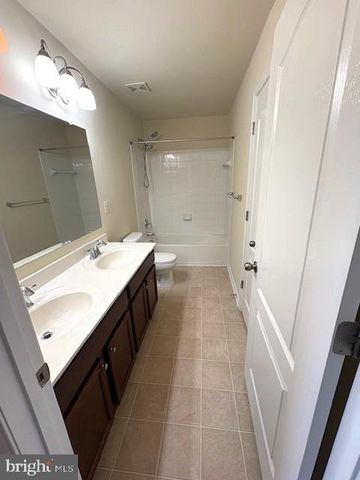 8708 SAGEBRUSH LN, Laurel, MD 20724