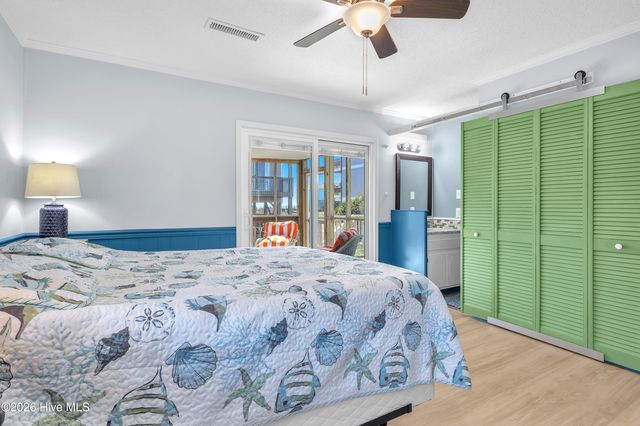 612 N Topsail Drive, Surf City, NC 28445