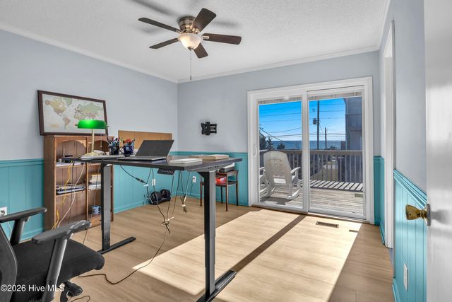 612 N Topsail Drive, Surf City, NC 28445