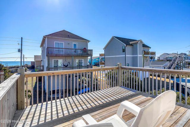 612 N Topsail Drive, Surf City, NC 28445
