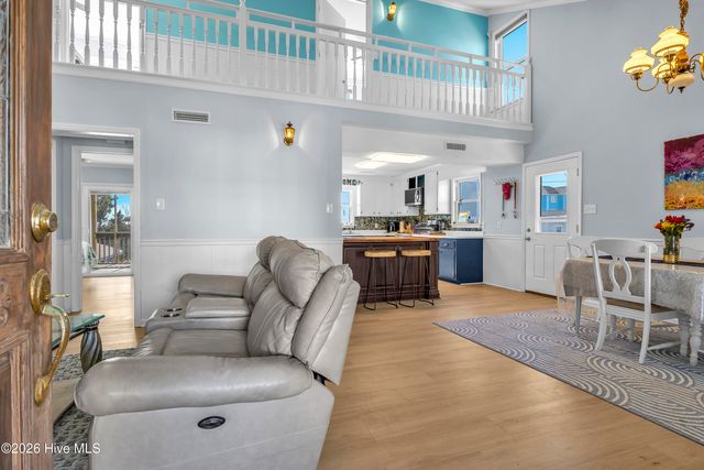 612 N Topsail Drive, Surf City, NC 28445