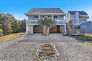 612 N Topsail Drive, Surf City, NC 28445