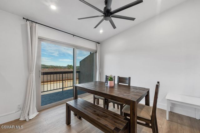 845 Warwick Avenue, Thousand Oaks, CA 91360