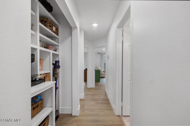 845 Warwick Avenue, Thousand Oaks, CA 91360