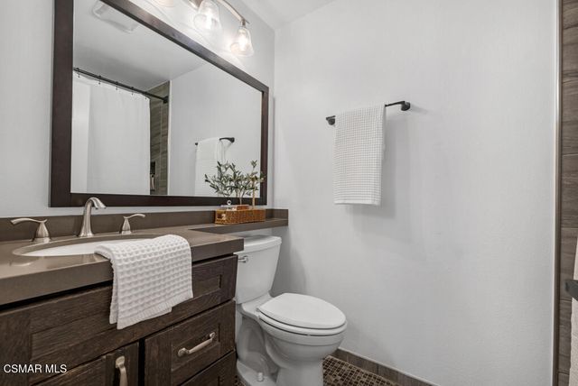 845 Warwick Avenue, Thousand Oaks, CA 91360