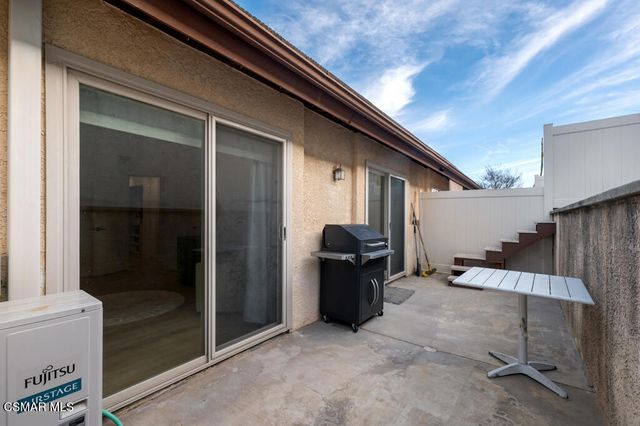 845 Warwick Avenue, Thousand Oaks, CA 91360