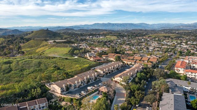 845 Warwick Avenue, Thousand Oaks, CA 91360