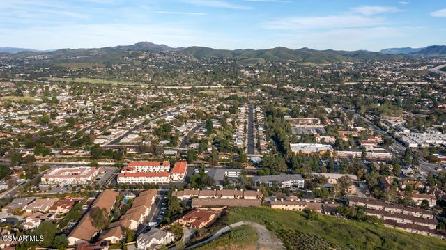 845 Warwick Avenue, Thousand Oaks, CA 91360