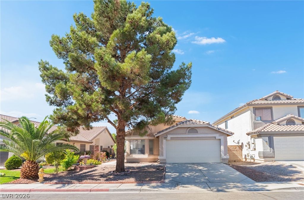 4605 Possum Berry Lane, North Las Vegas, NV 89081 — exterior