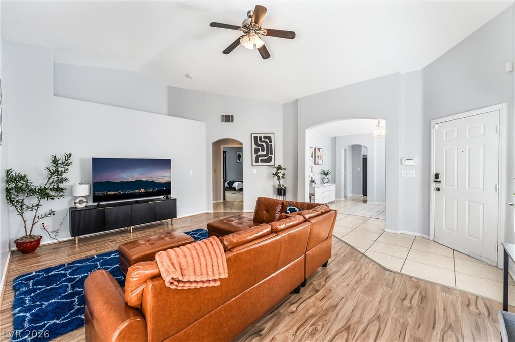 4605 Possum Berry Lane, North Las Vegas, NV 89081 — photo 2