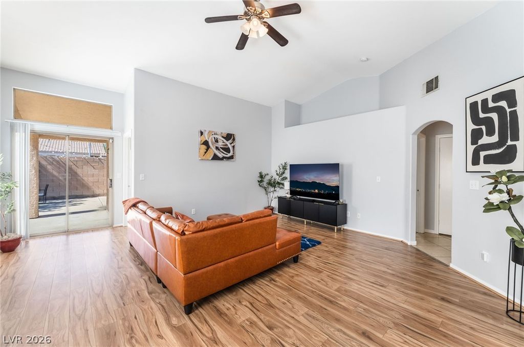 4605 Possum Berry Lane, North Las Vegas, NV 89081 — photo 5