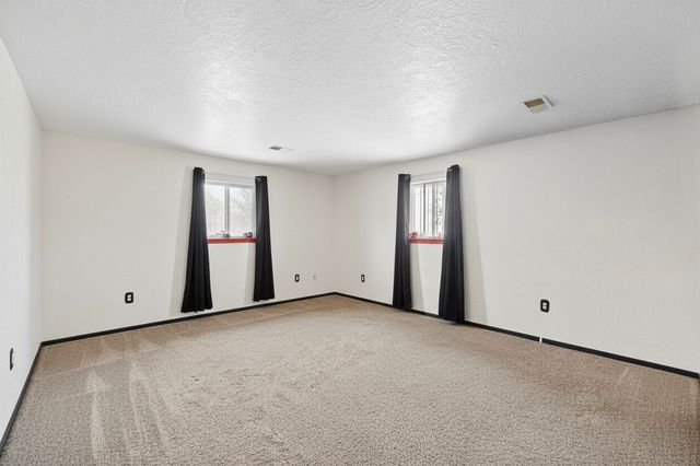 2374 Camino Meliton, Santa Fe, NM 87507