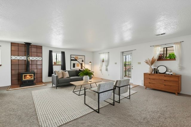 2374 Camino Meliton, Santa Fe, NM 87507