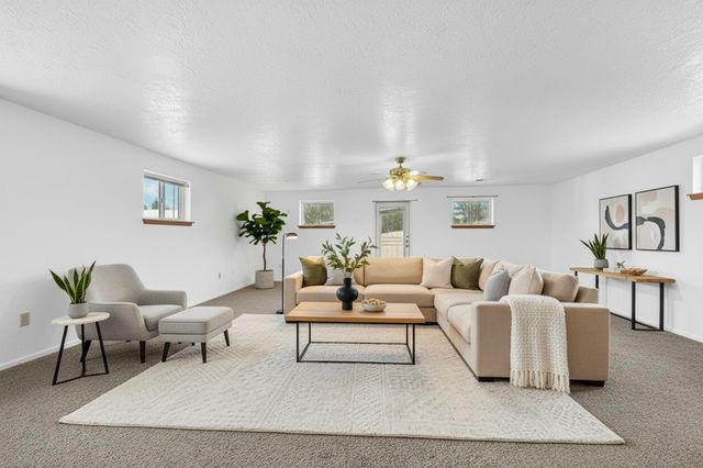 2374 Camino Meliton, Santa Fe, NM 87507
