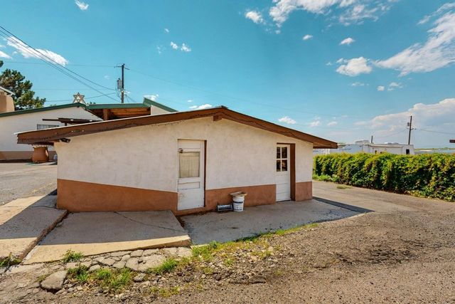 2374 Camino Meliton, Santa Fe, NM 87507