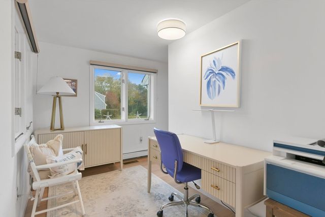 7 Oxford Dr, Barnstable, MA 02635