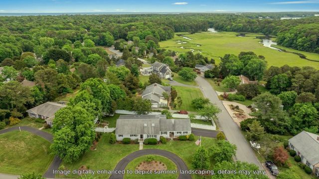 7 Oxford Dr, Barnstable, MA 02635