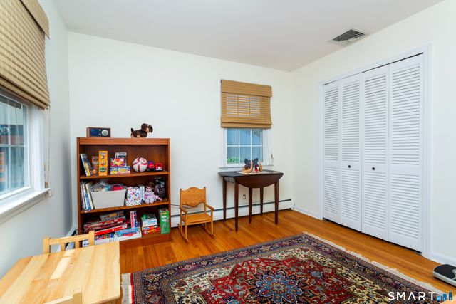 31 Edward Place, Stamford, CT 06905