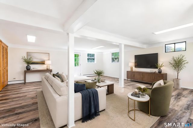 31 Edward Place, Stamford, CT 06905