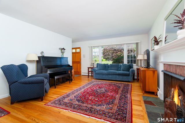 31 Edward Place, Stamford, CT 06905