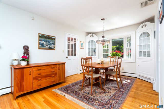 31 Edward Place, Stamford, CT 06905