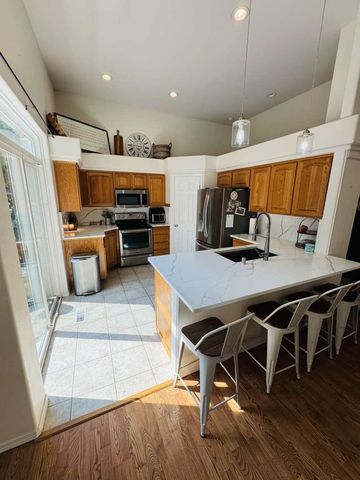 620 N KNUDSON St, Liberty Lake, WA 99019