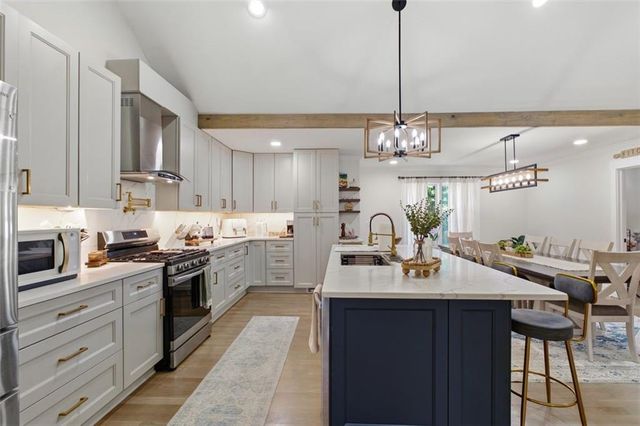 4765 Julian Way, Acworth, GA 30101