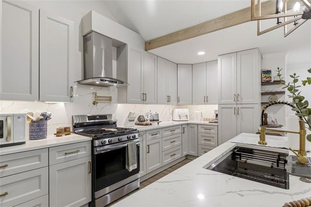 4765 Julian Way, Acworth, GA 30101