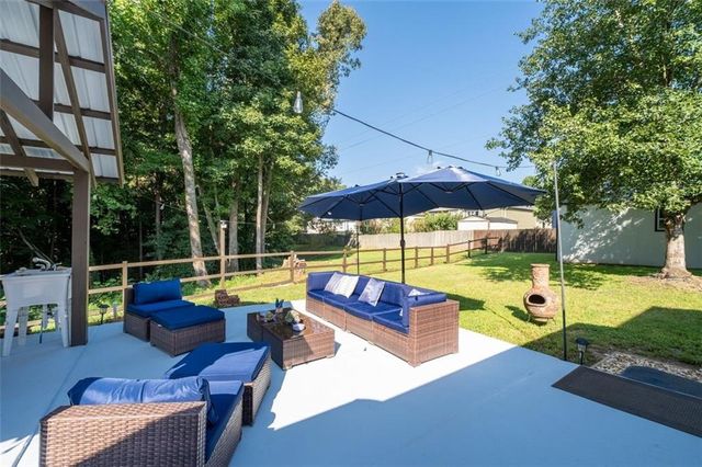 4765 Julian Way, Acworth, GA 30101