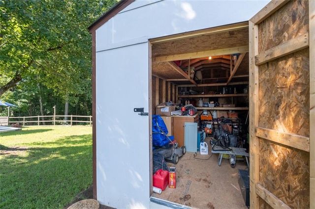 4765 Julian Way, Acworth, GA 30101