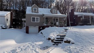 464 Greenridge Rd, New Kensington, PA 15068