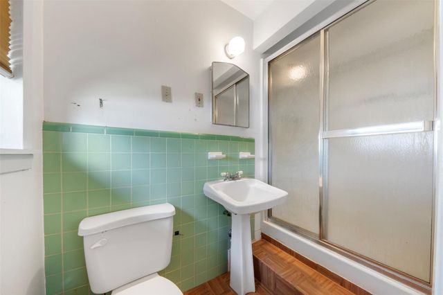 5801 Jason Street, Houston, TX 77074