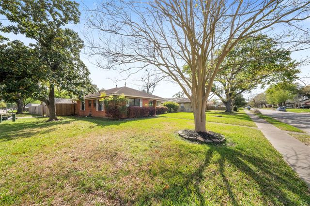 5801 Jason Street, Houston, TX 77074