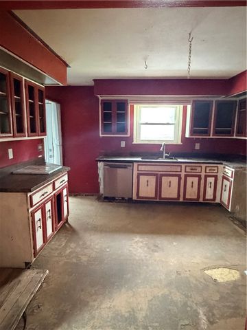 4405 Old Troy Pike, Dayton, OH 45404