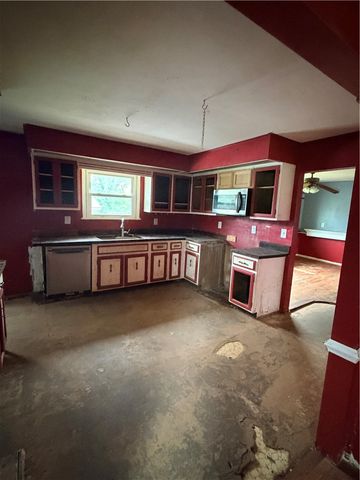 4405 Old Troy Pike, Dayton, OH 45404