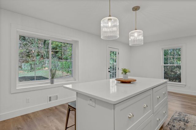 236 Heathwood Drive, Spartanburg, SC 29307