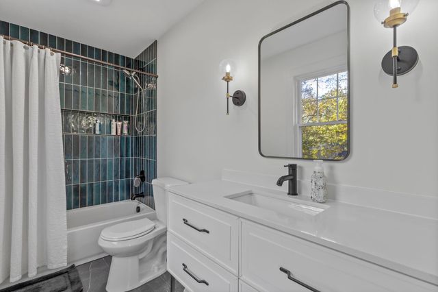 236 Heathwood Drive, Spartanburg, SC 29307