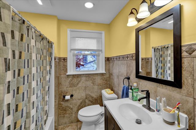 90 FRICKS LOCK RD, Pottstown, PA 19465