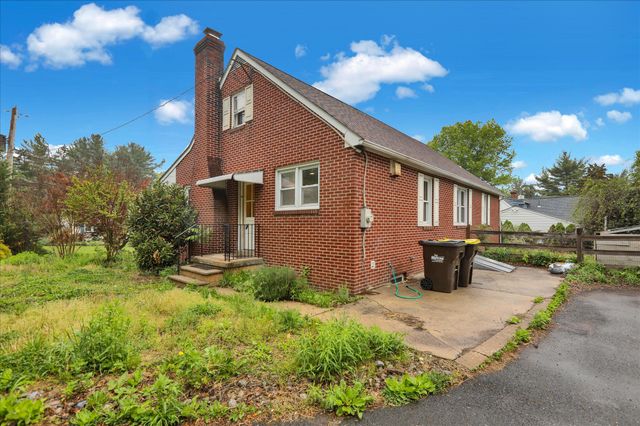 90 FRICKS LOCK RD, Pottstown, PA 19465