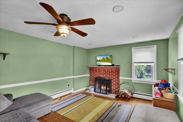 90 FRICKS LOCK RD, Pottstown, PA 19465