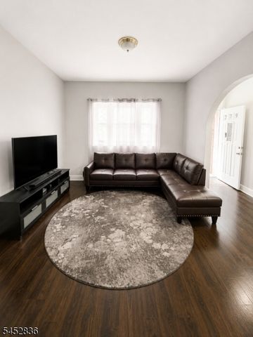 279 N 6Th St, Newark City, NJ 07107