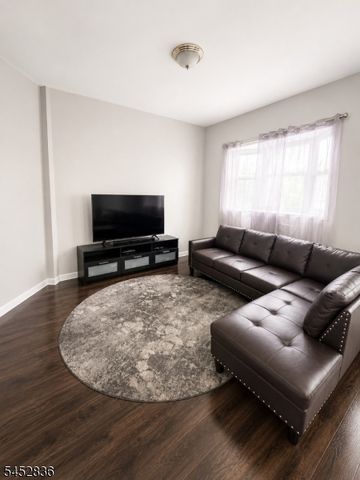 279 N 6Th St, Newark City, NJ 07107