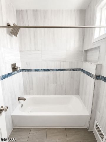 279 N 6Th St, Newark City, NJ 07107