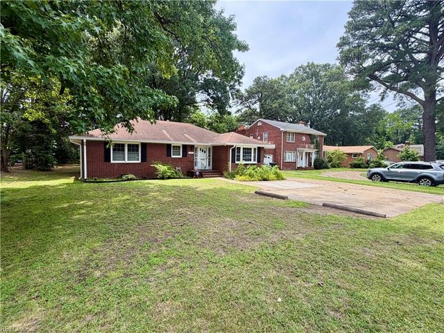 1452 E Pembroke AVE, Hampton, VA 23663