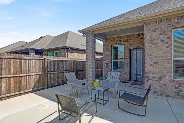 10601 Ponderosa Trail, Aubrey, TX 76227