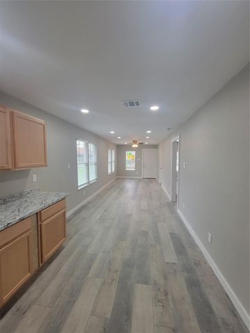 5109 Earline Street, Houston, TX 77016