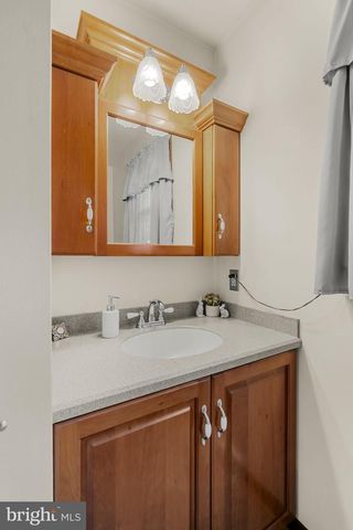 24 EDIE DR, Denver, PA 17517