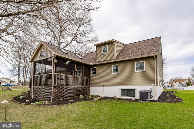 24 EDIE DR, Denver, PA 17517